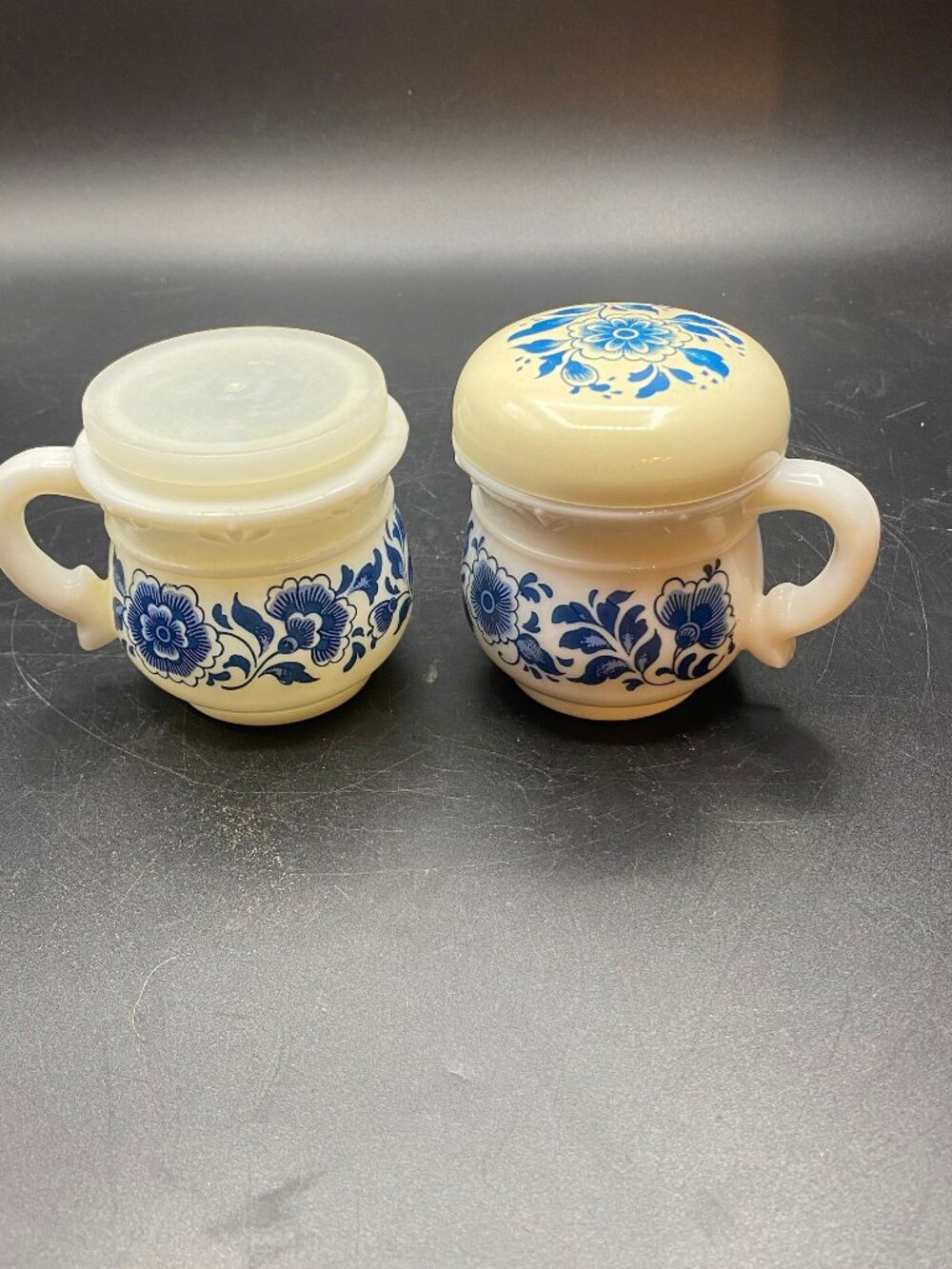 Avon Delft Shakers